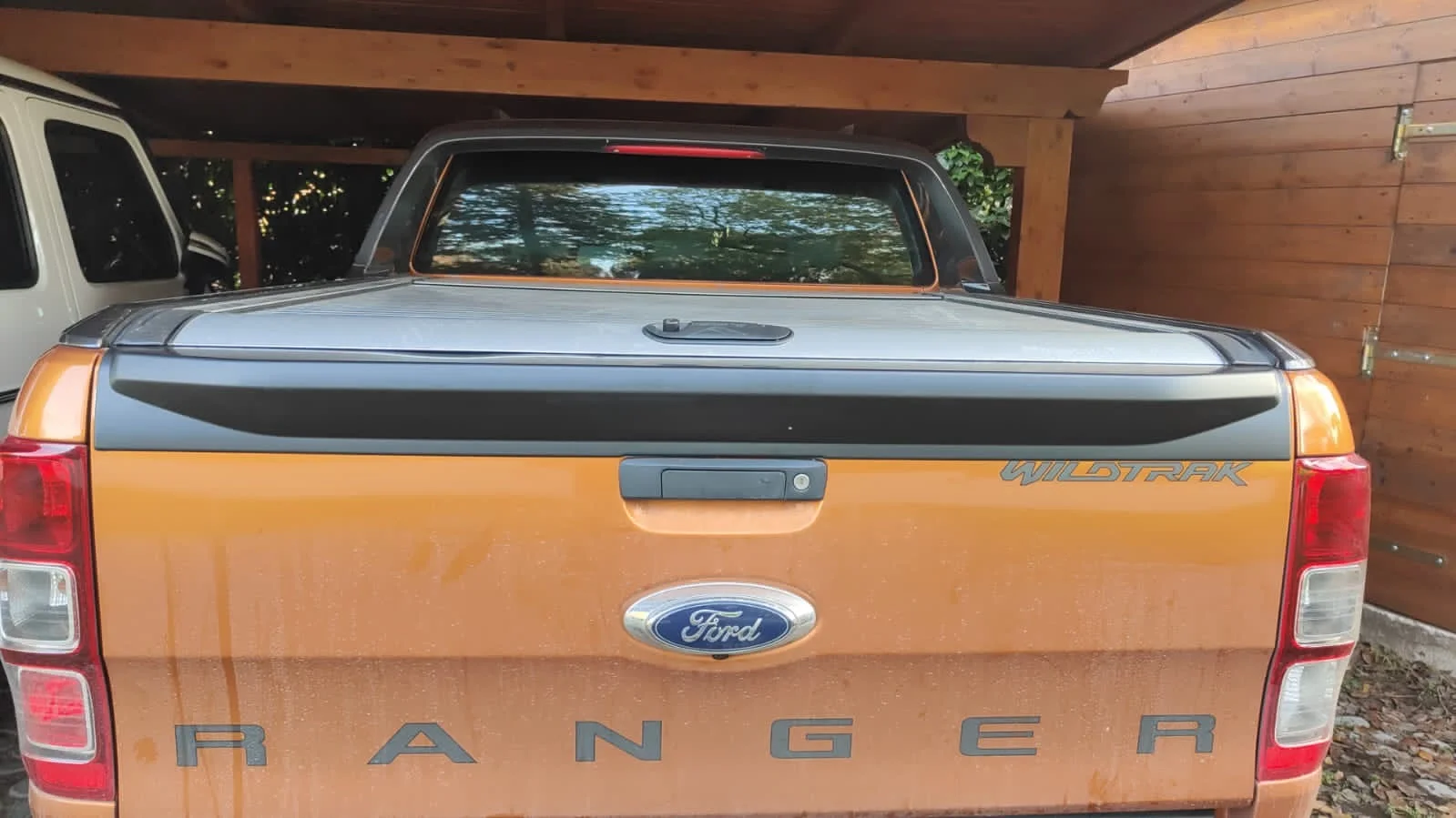 Mattschwarzer Heckspoiler Heckklappe Trimm schienen schutz für Ford Ranger T6 T7 T8 2015-2018 Wildtrak Raptor Car Styling 1St – Detail 6