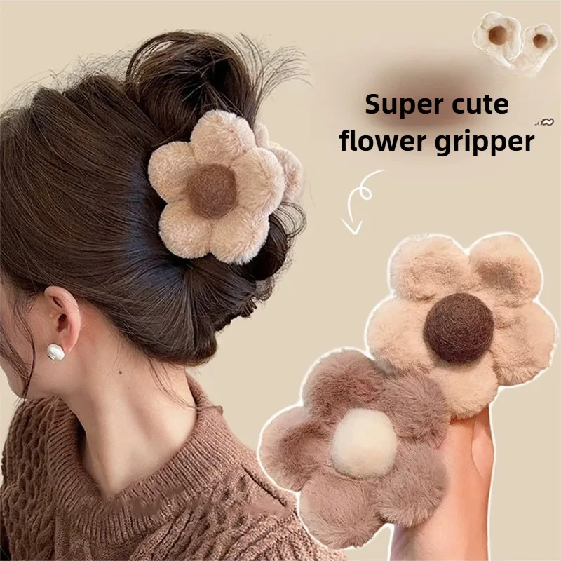 Fashionable Autumn and Winter Large Shark Clip Plush Flower Hair Clip Simple Hair  Crab Claw Hair Accessories