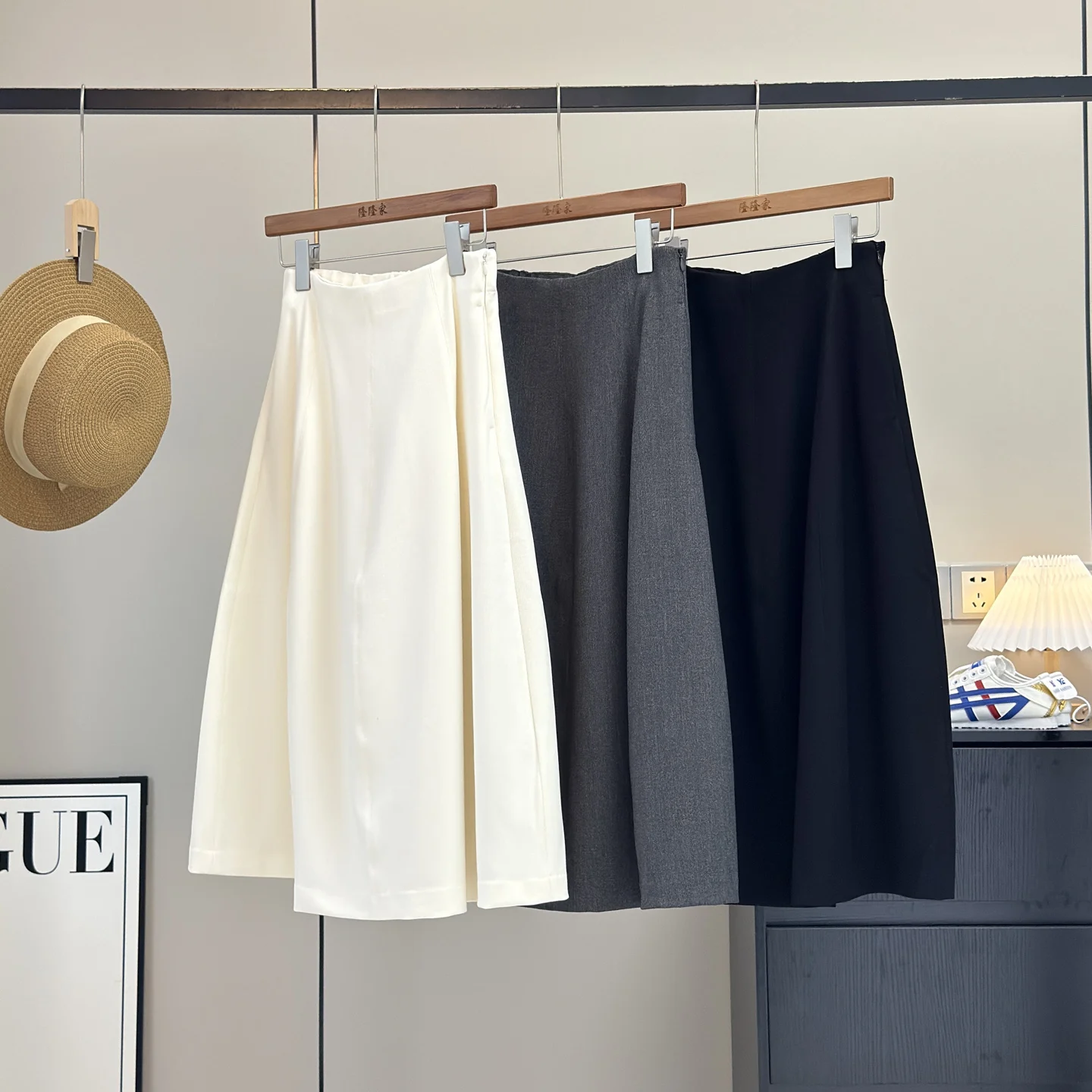 

Lcel Wool A-Line Midi Skirt Women's New Autumn Sle Slimming Drapey Fi Tail Skirt Casual High Waist Polyester Blend Skirt