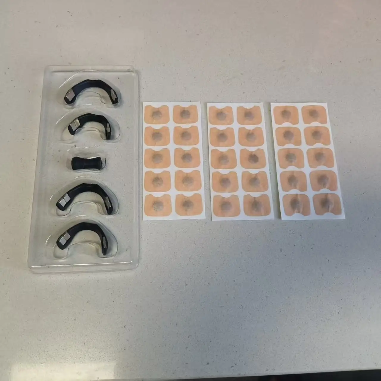 Outdoor Camping Schlaf Aufkleber Nasenstreifen Packung Anti-Schnarch-Nasenstreifen Magnetische Nasenstreifen Ansaugat Atmen Nasenstreifen