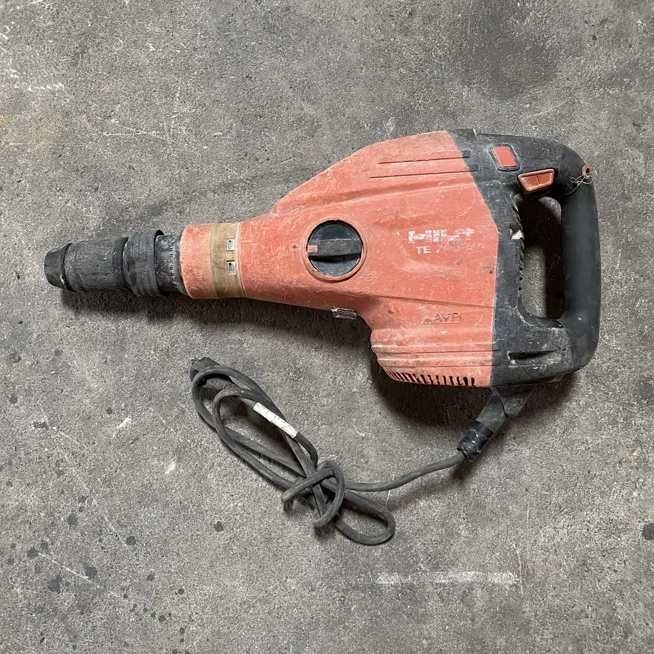 HILTI TE 700-AVR 110v 1300W 7.2kg SDS MAX INDUSTRIAL DEMOLITION BREAKER second-hand