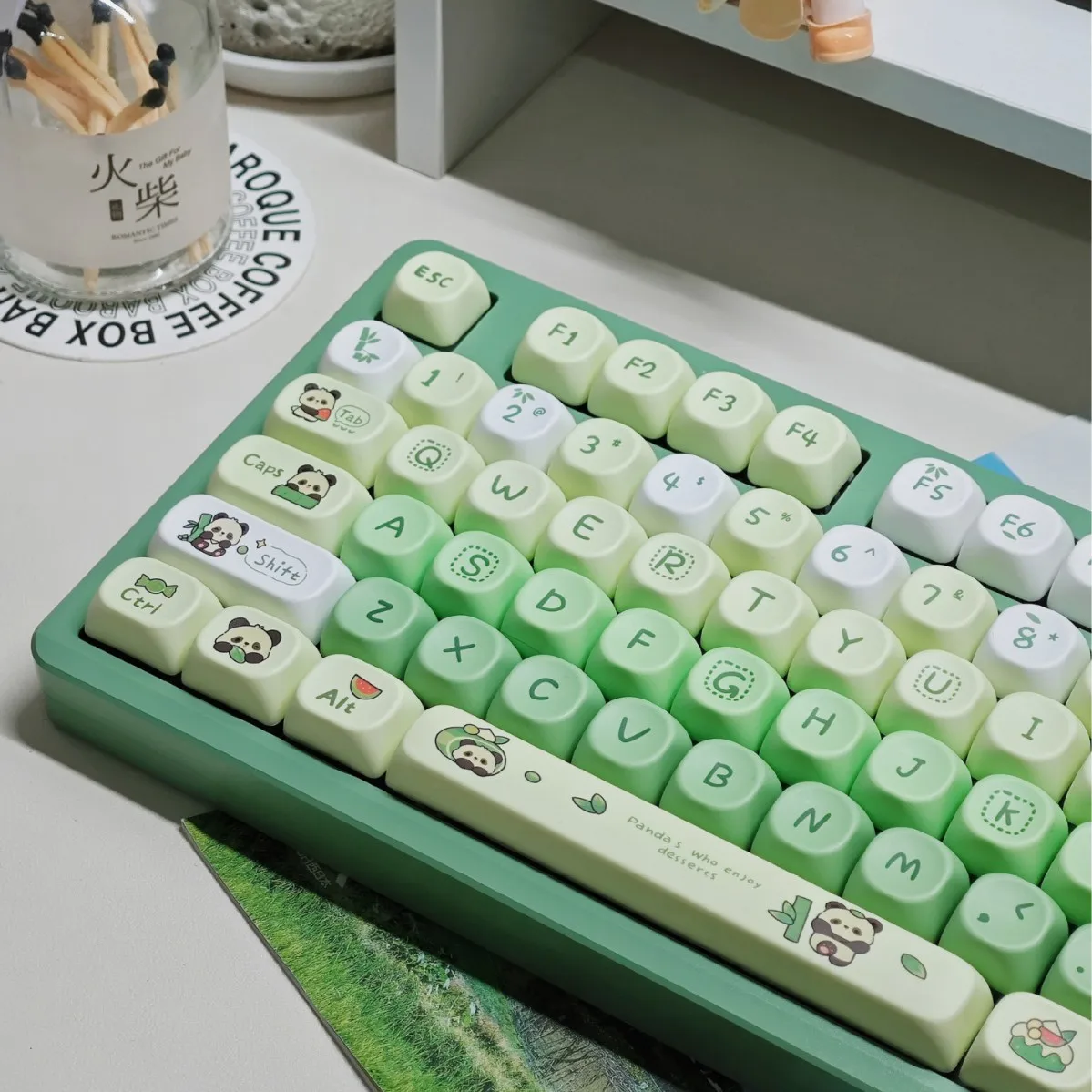 Gradual change Panda theme PBT sublimation keycap MOA high opaque cross mechanical shaft universal keycap
