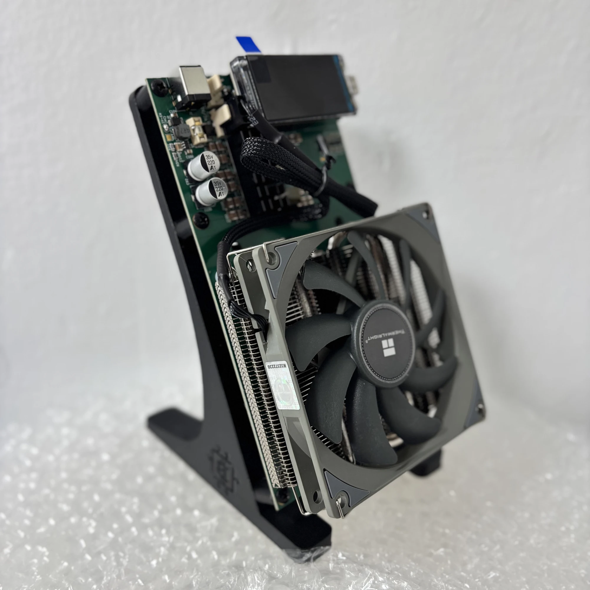 NerdQaxe ++ 4.8TH/s Bitcoins Miner 4 قطع BM1370 Asic Chip Solo BTC 68W 2.4G WiFi آلة تعدين مفتوحة المصدر