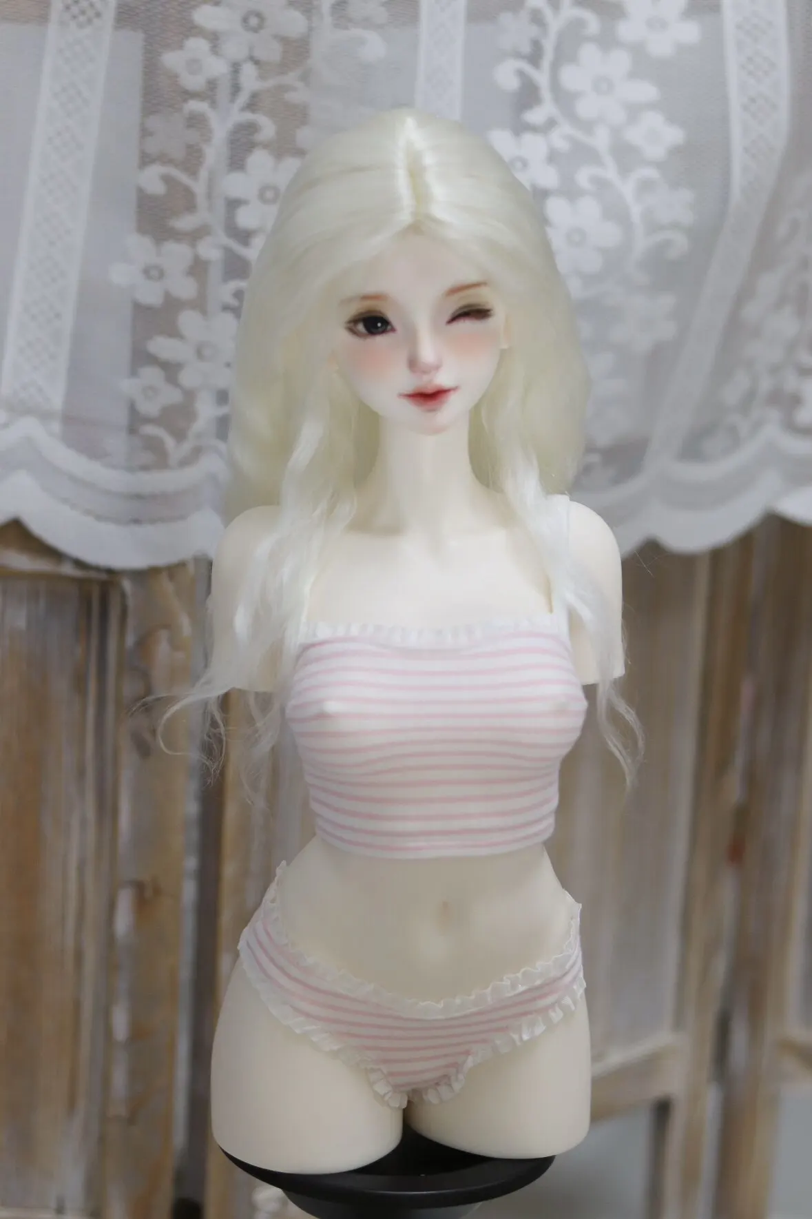 

Парик куклы BJD, пустые формованные игрушки, мягкий мохеровый шелк, длинные вьющиеся волнистые волосы, 1/3 1/4, красивые девушки, фиолетовый, красный, подарки, аксессуары для кукол