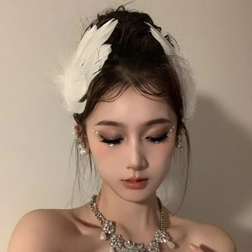 

White Swan Feather Hair Clips Ballet Style Faux Pearl Charm Dance Perform Hair Pins Girls Wedding Headdress Hair Accessories