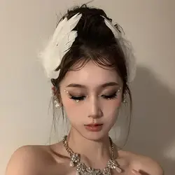 White Swan Feather Hair Clips Ballet Style Faux Pearl Charm Dance Perform Hair Pins Girls Wedding Headdress Hair Accessories