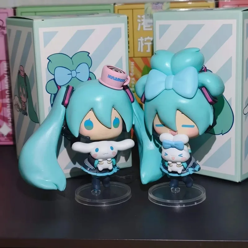 10 cm Hatsune Miku Q-Version Cos Cinnamoroll Anime Figur Smiley Gesicht Kawaii Desktop Ornament Nette Puppe Modell mädchen Weihnachten Geschenk