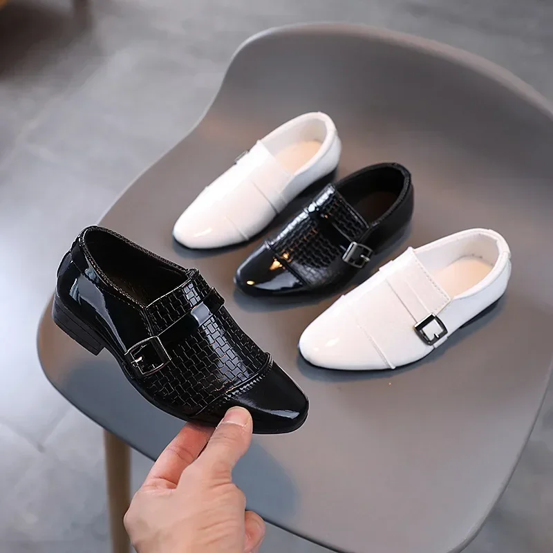 

Новые детские туфли для выступлений, модные детские туфли из искусственной кожи, повседневные туфли для мальчиков, мягкая подошва, удобные туфли для малышей на праздник