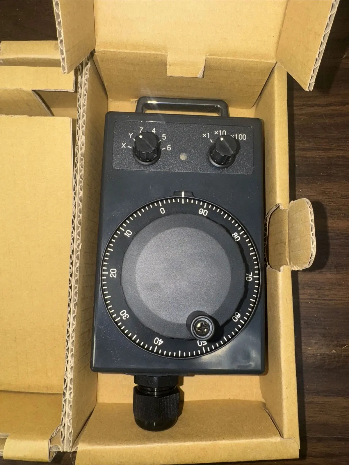 

Совершенно новый A860-0203-T011 A860-0203-T014 A860-0203-T015 Гарантия один год