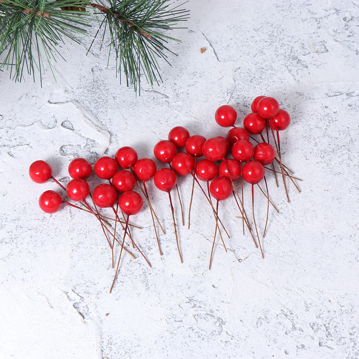 

100Pcs Artificial Lifelike Flexible Red Simulation Ball Christmas Party Wedding DIY Garland Wreath Home