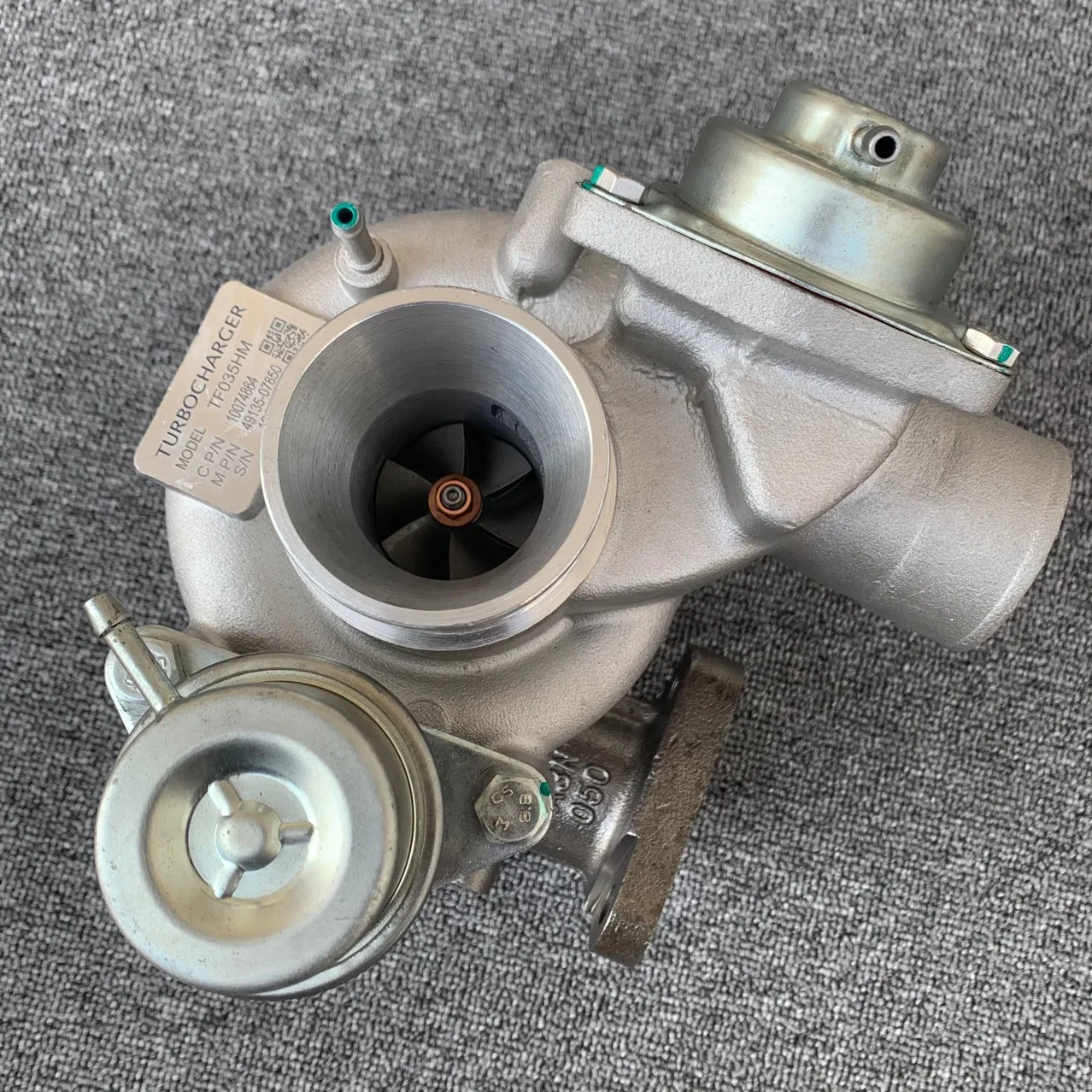 Suitable for Roewe W5 1.8T turbocharger 49135-07850 49135-07880 turbocharged