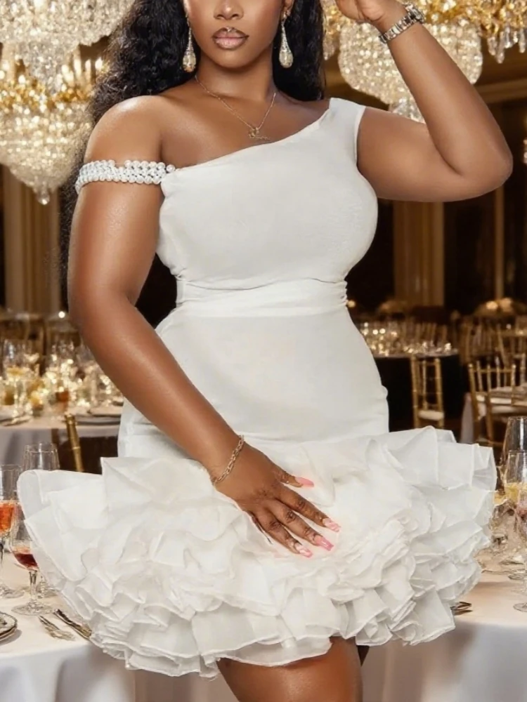 Gaun Homecoming Gaun Koktail Bahu Terbuka untuk Wanita Gaun Prom Mini Pendek Gaun Ulang Tahun Ruffle Berlipat Gaun Wisuda