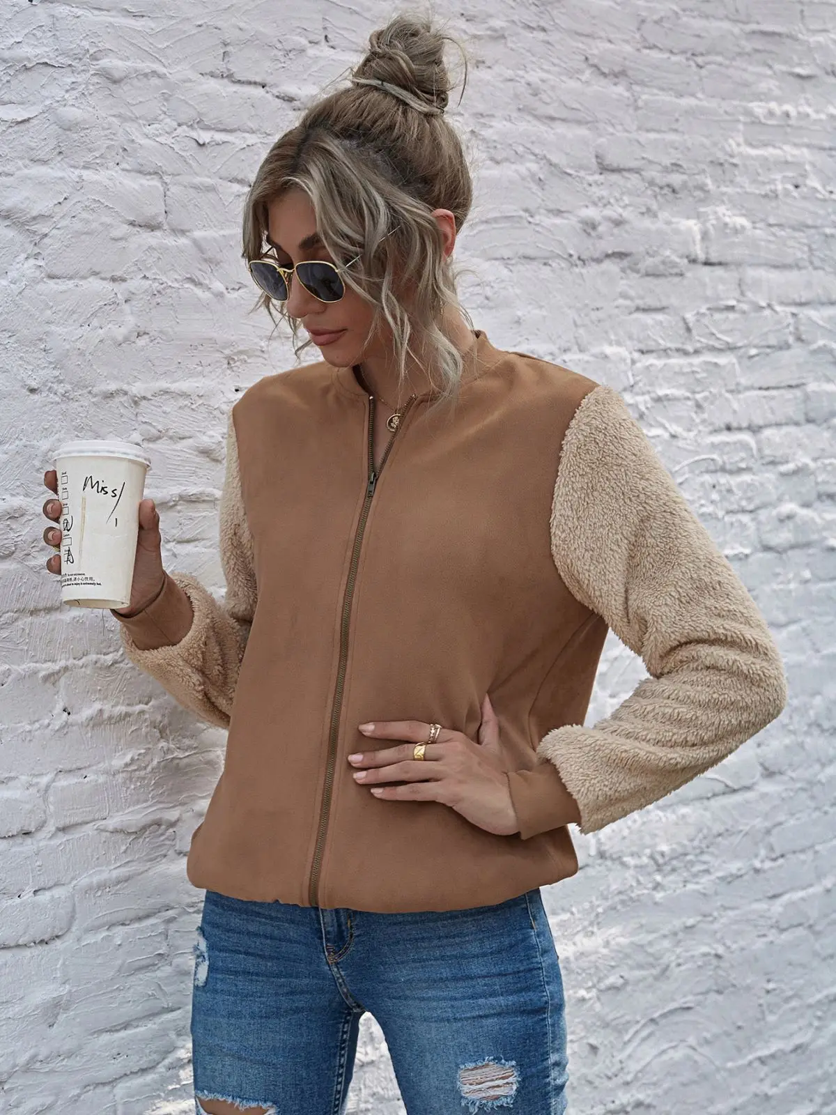 

Two Tone Teddy Sleeve Jacket