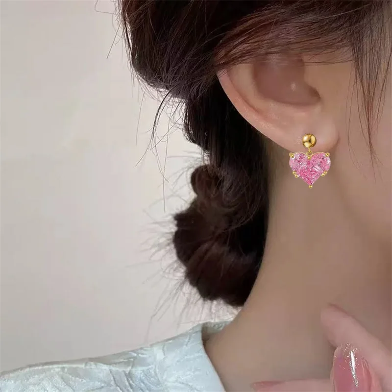 EILIECK 316L Edelstahl Funkelndes Herzförmiges Rosa Zirkonia Halsketten- und Ohrring-Set für Damen Trendiges Geschenk Luxus-Schmuckset – Detail 13