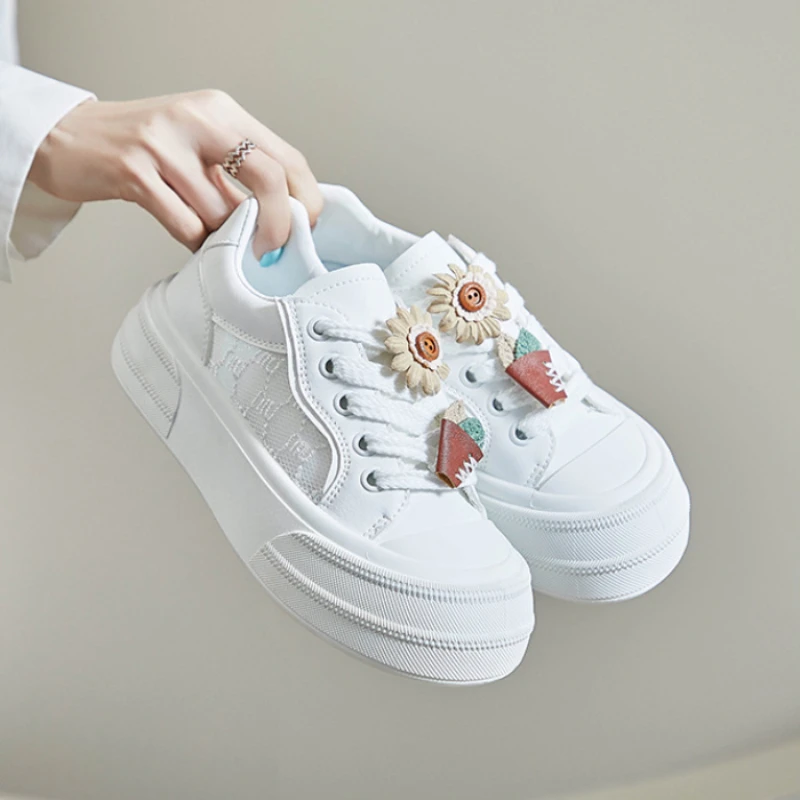 여성용 꽃 장식 스니커즈, 플랫폼 워킹화, 레이스업 캐주얼 스포츠 러닝화, 여행 신발, 새로운 브랜드 디자이너