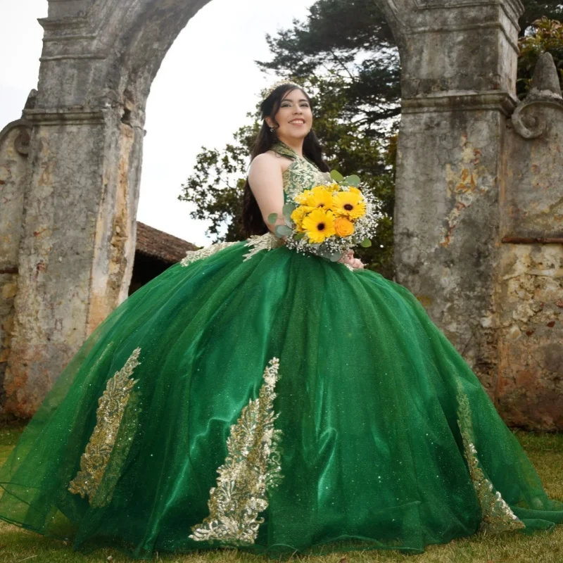 

Shiny Green Quinceanera Dress off-shoulder Golden Glitter Crystal Decal Long tail Bow vestidos de 15 Quinceanera ﻿Customized
