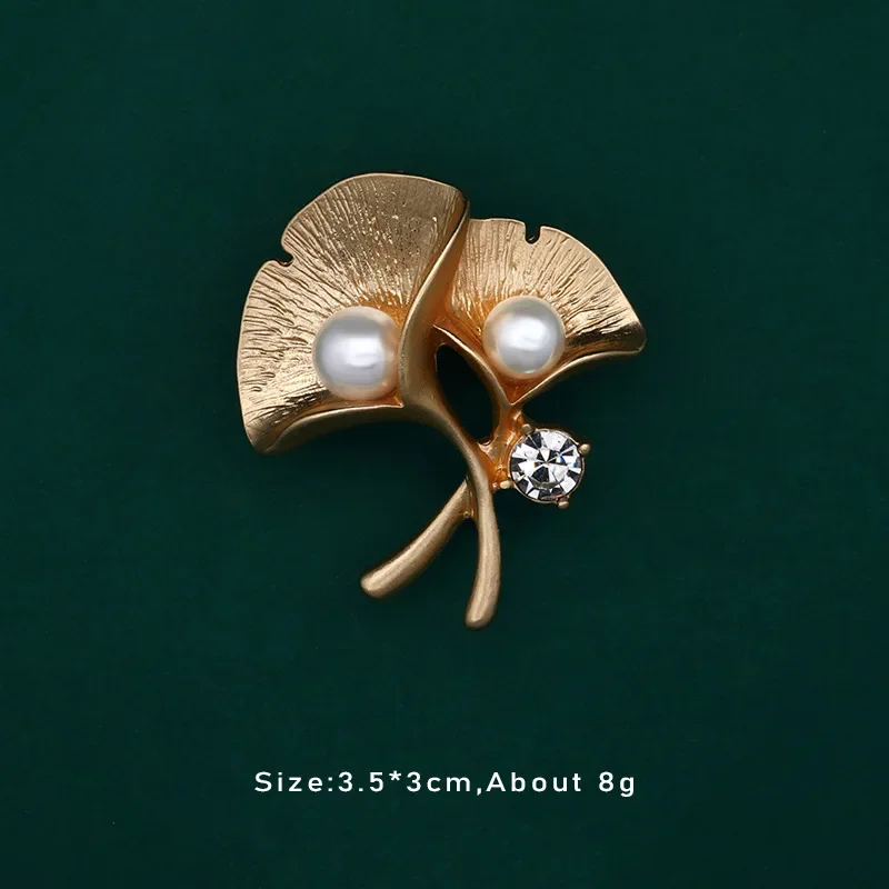 Szpilki w stylu barokowym Vintage Geometry Flower Odznaki Elegancka broszka Sweet Moon Biżuteria dla kobiet Panie