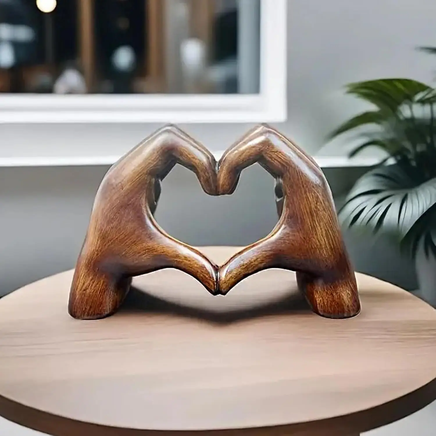 

Heart Hands Sculpture Wooden Hearts Hand Sculptures，Love Gesture Resin Statue Living Room Desktop Ornament