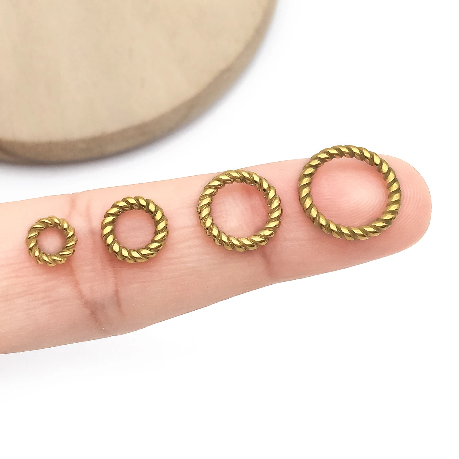 5pcs Stainless Steel Twisted Closed Rings Connectors for DIY
