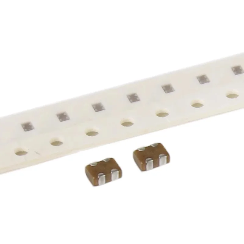 1 KPCS Netwerk array Nieuwe en originele 0508 Rij Chip condensator 0402*2 333 K 33NF Multi terminal condensator BOM en order matching