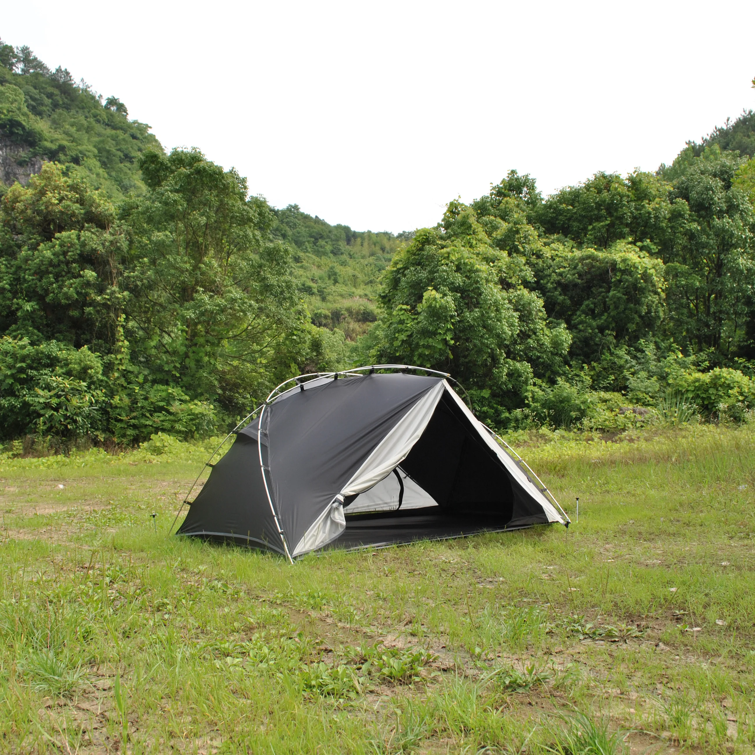

Ultra-light outdoor tent for 2 people, CZX-224 double-layer black and white ultra-light tent, camping tent for 2 people, camping