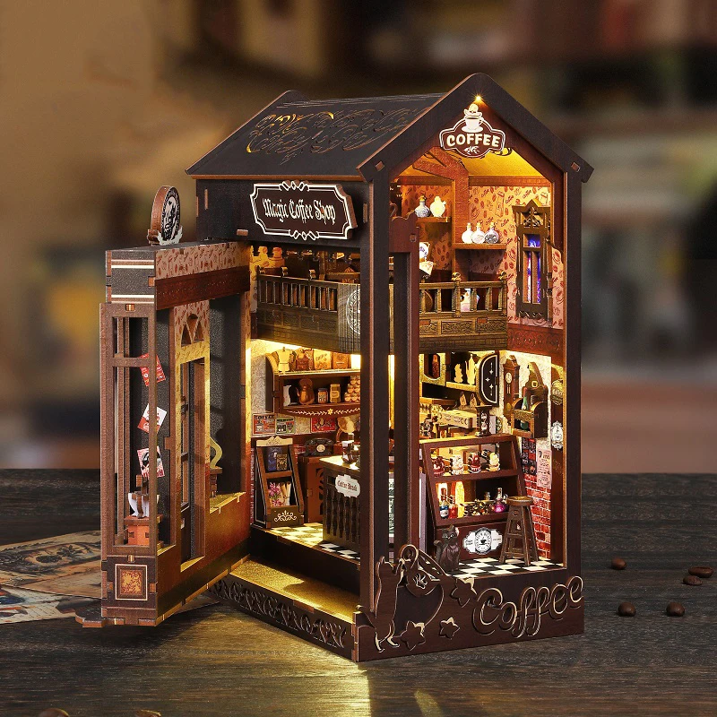 DIY Book Nook Plank Insert Kits Magic Coffee Shop Boekenplank Houten Miniatuur Model Kit Handgemaakte Boekensteun voor Vriend Verjaardagscadeau