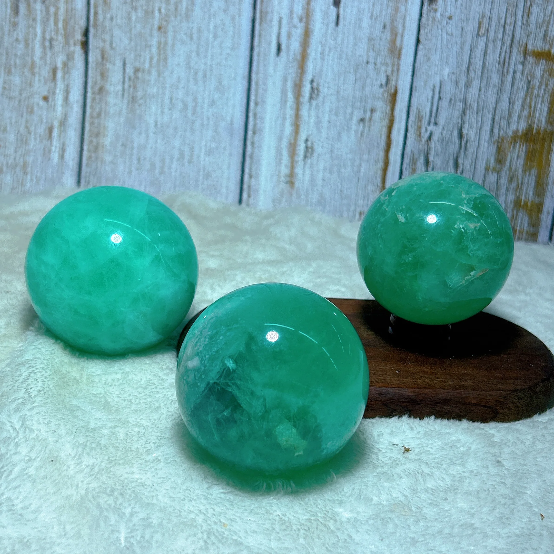 Natural Crystals Ocean Blue Fluorite Sphere Ball Mineral Energy Healing High Quality Home Decorations Polished Gift