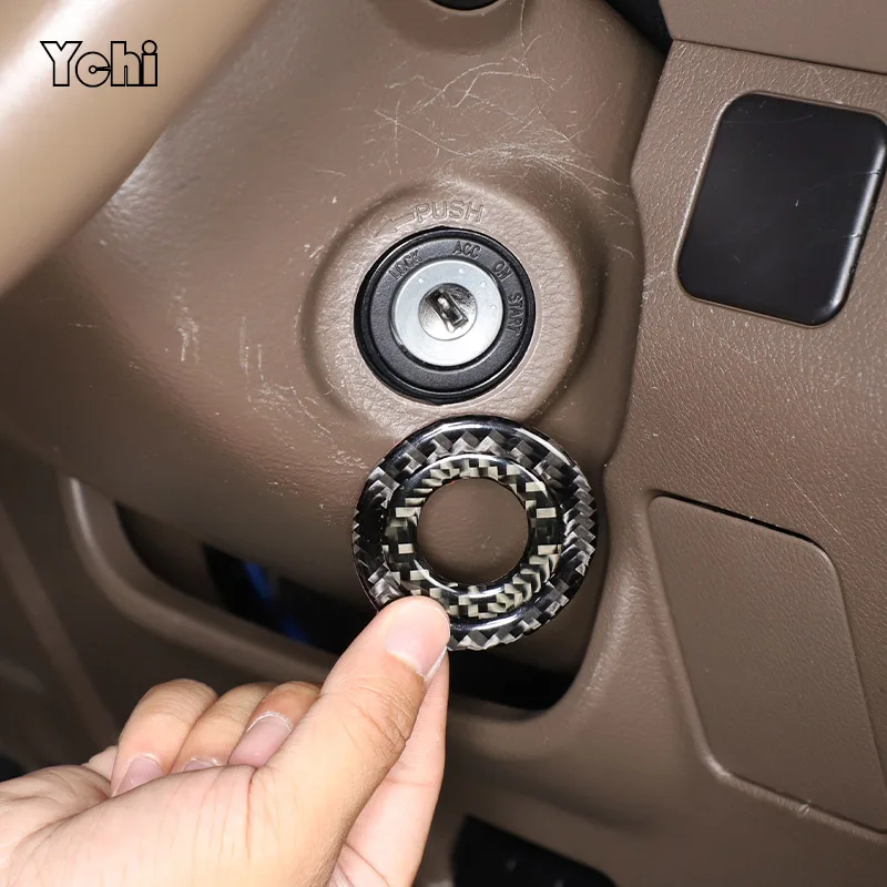 

Декоративные наклейки из мягкого карбона на замок зажигания для Toyota LC76 2007-2026, аксессуары для интерьера автомобиля
