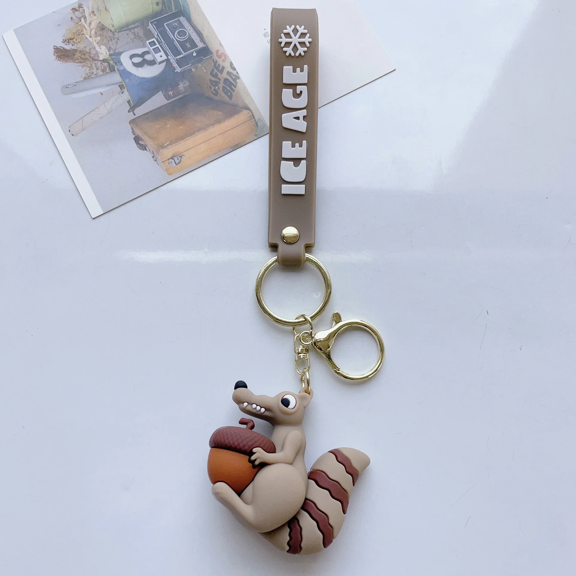 Ice age Keychains Manny Diego Sid Keyrings Mammoth RAZ Anime Figure Keychain Sabre Birthday Gifts Christmas Jewelry