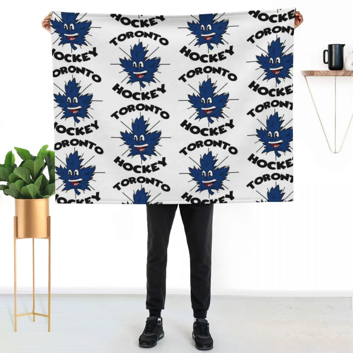 

Toronto Throw Blanket Soft Comfort Blanket for Reading Watching TV