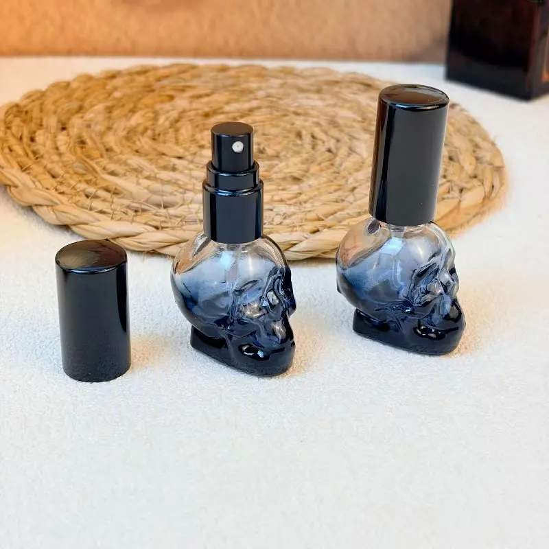 Botella vacía portátil de alta gama de 8 ml, botella pulverizadora recargable negra, botella vacía para decantar perfumes, adecuada para almacenar perfumes, aceites esenciales, líquidos - Accesorios de viaje ￼ ￼ ￼ ￼