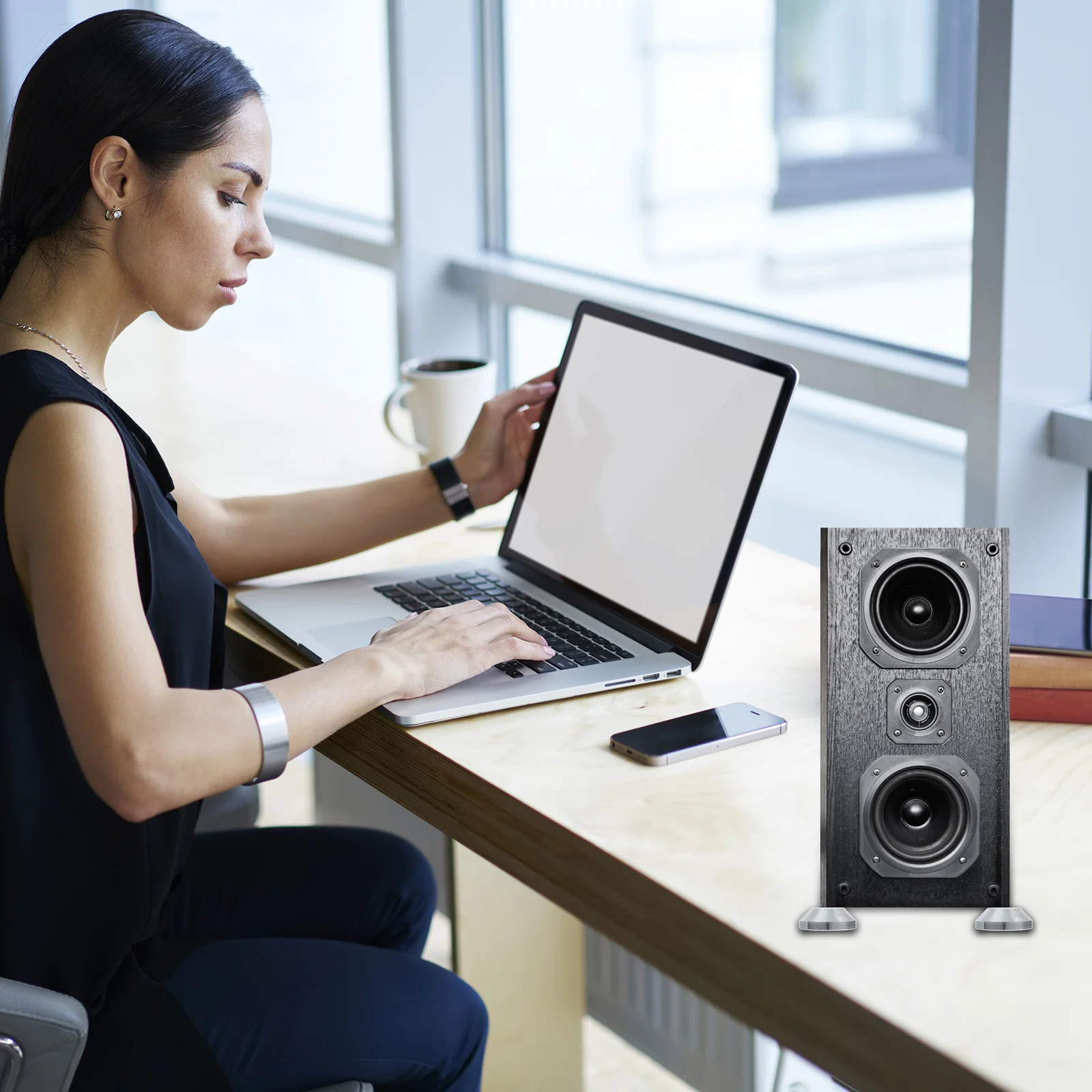 

8Pcs Speaker Base Pads High Density Universal Isolation Stand for Audio Components Shockproof Anti-Scratch Floor Protector