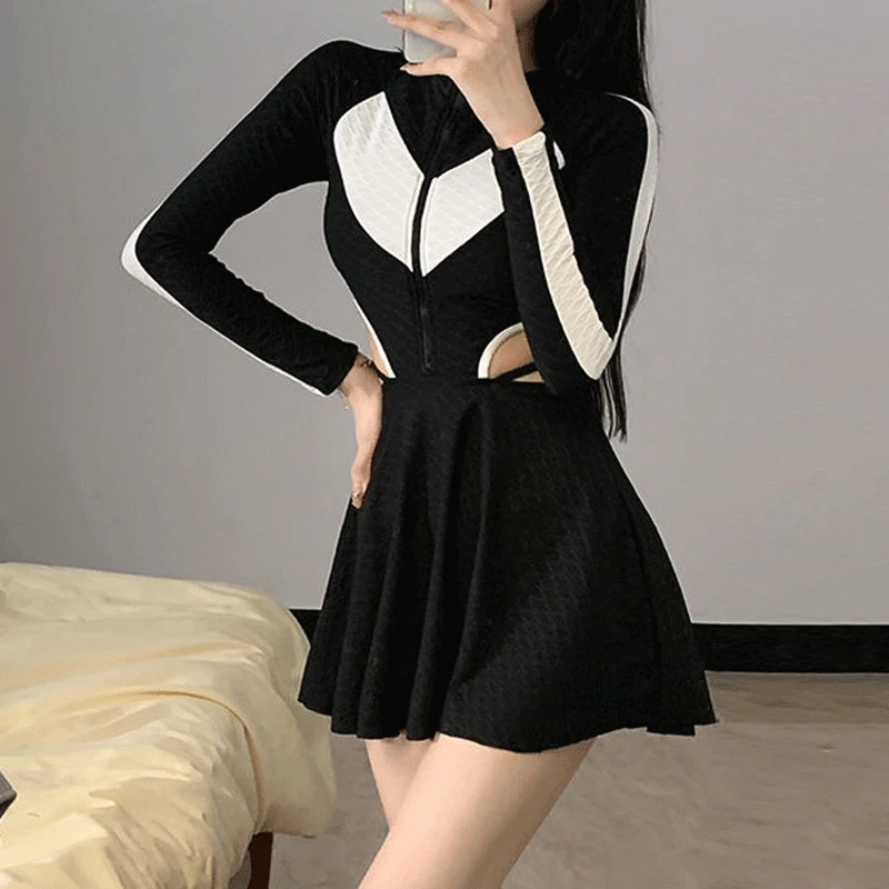 2023 Summer New Sun Protection Korean Conservative Open Back Swimwear Women's Long Sleeved Beach Swimming Dress Bathwear