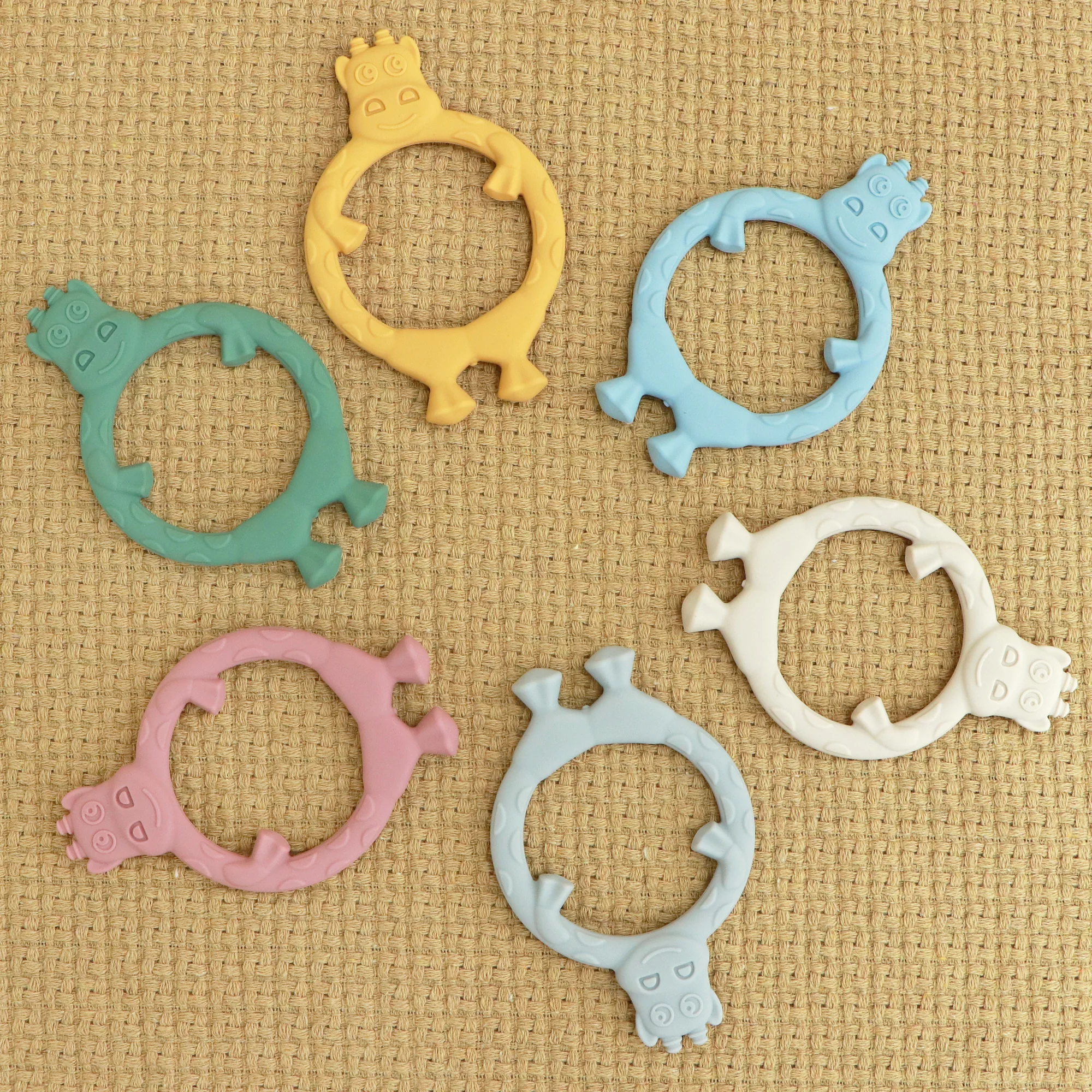Hippo shape Baby Teething Toys, Food Grade Silicone Teethers for Babies 0-6 Months/6-12 Months, BPA Free Baby Chew Toys