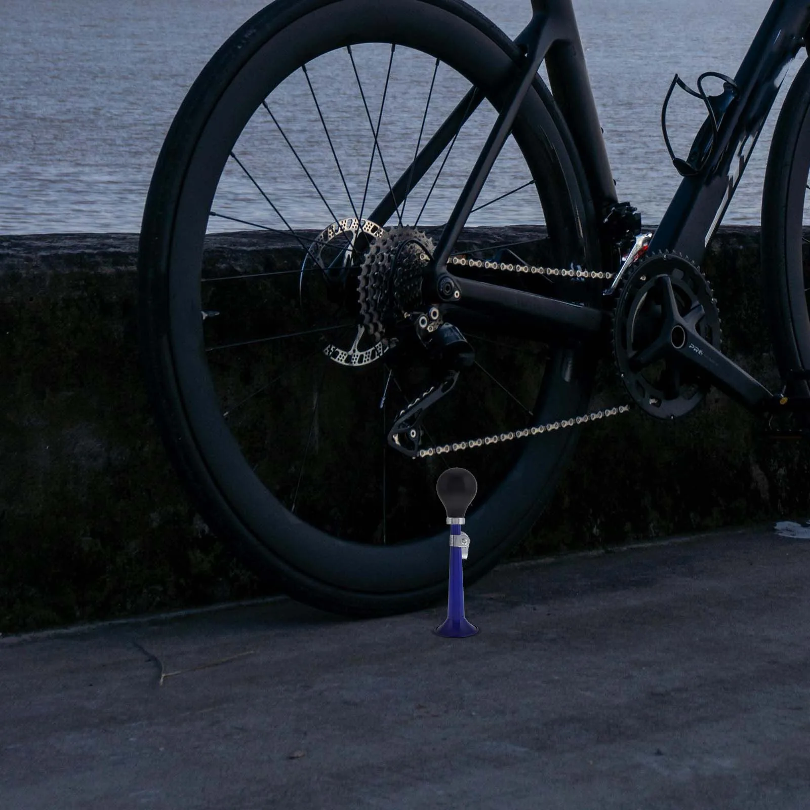 

Durable Bike Air Horn Loud Clear Sound Waterproof Easy Install Stylish Design Multifunctional Cycling Accessory Universal