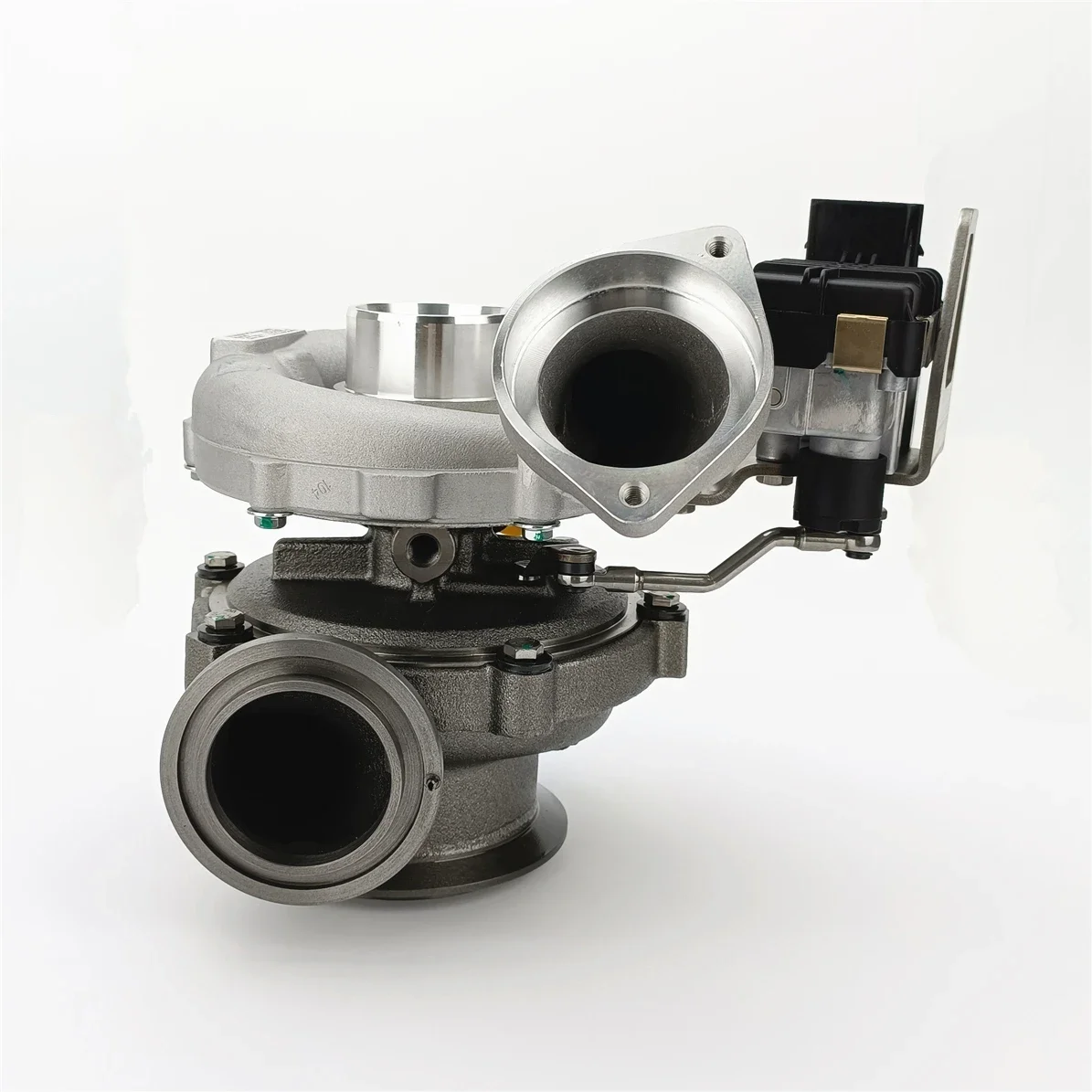 New GTB2260V Turbo 765985-9S 7796313L12 M57306D3 Engine V8 Turbocharger For BMW X5 3.0D 765985-5001S 11657796314