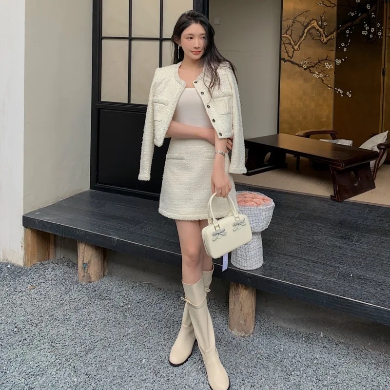 Luxury 2025 Spring Crystal Short Dress Two Piece Set Women's Full Sleeve Jackets Pearls Mini Skirts 2pcs Outfits Matching Set