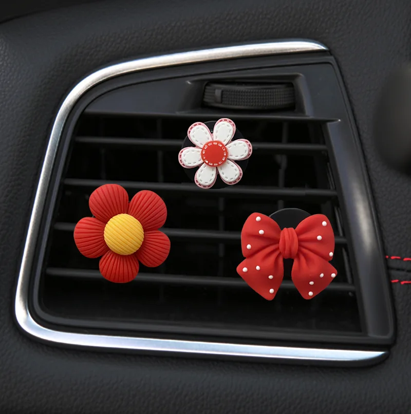 Nova flor grande fofa, gravata borboleta, clipe de aromaterapia de perfume de carro de girassol, decoração de ar condicionado de carro, acessórios de 