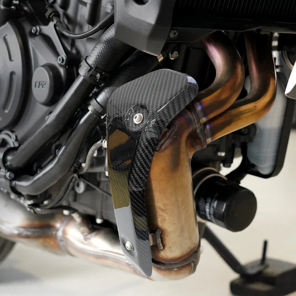 protection-des-tuyaux-d'echappement-de-moto-en-fibre-de-carbone-pour-yamaha-mt-07-mt07-2025-2026
