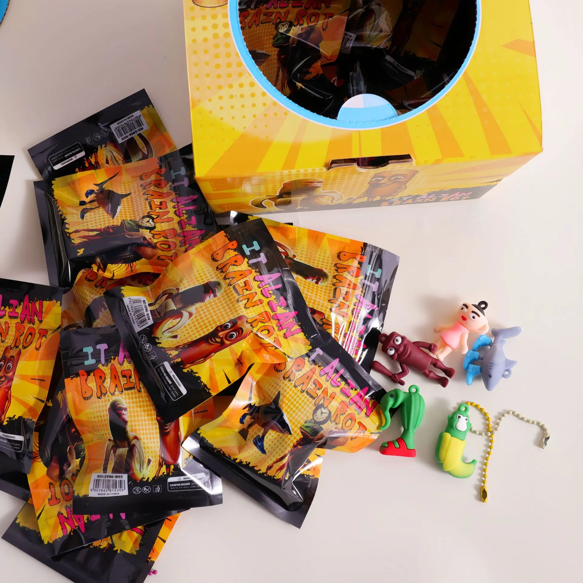 Hot Tung Tung Sahur Italian Brainrot Figure Blind box Blind bag Tralalero Tralala Bombardino Shimpanzini Bananini Zabawka dla dzieci Prezent