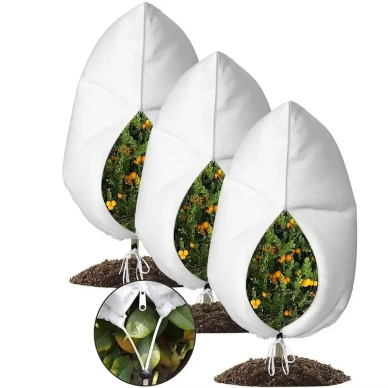 Bolsa de protección de plantas de invierno no tejida transpirable con cremallera cubierta de plantas con cordón patio al aire libre contra la cubierta cálida de plantas frías