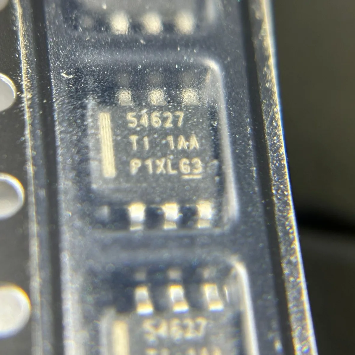 

Original genuine DC-DC power chip TPS54627DDAR, SOP-8 silk-screened 54627 IC chip integrated circuit