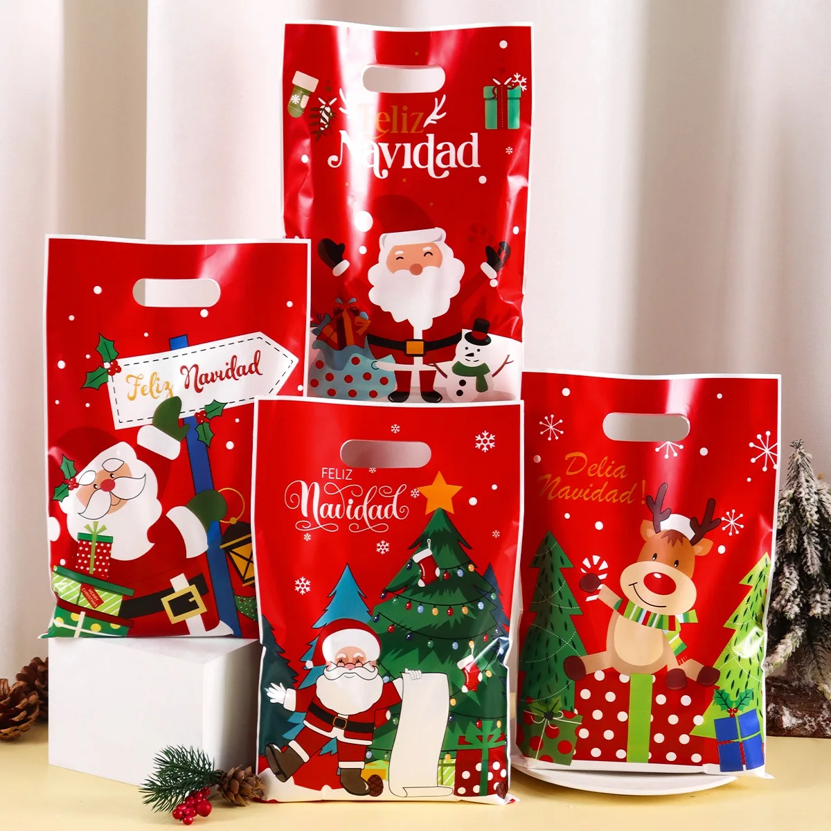 50 Stück rote Weihnachts-Süßigkeitsbeutel, Weihnachtsmann, Weihnachtsbaum, Geschenktüte für 2025 Weihnachten, Winter, Urlaub, Party, Geschenke, frohes neues Jahr 2026