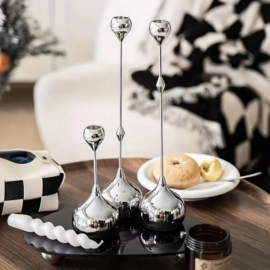2026 hot Simple and modern model room restaurant tabletop creative light luxury soft decoration European metal water drop candle