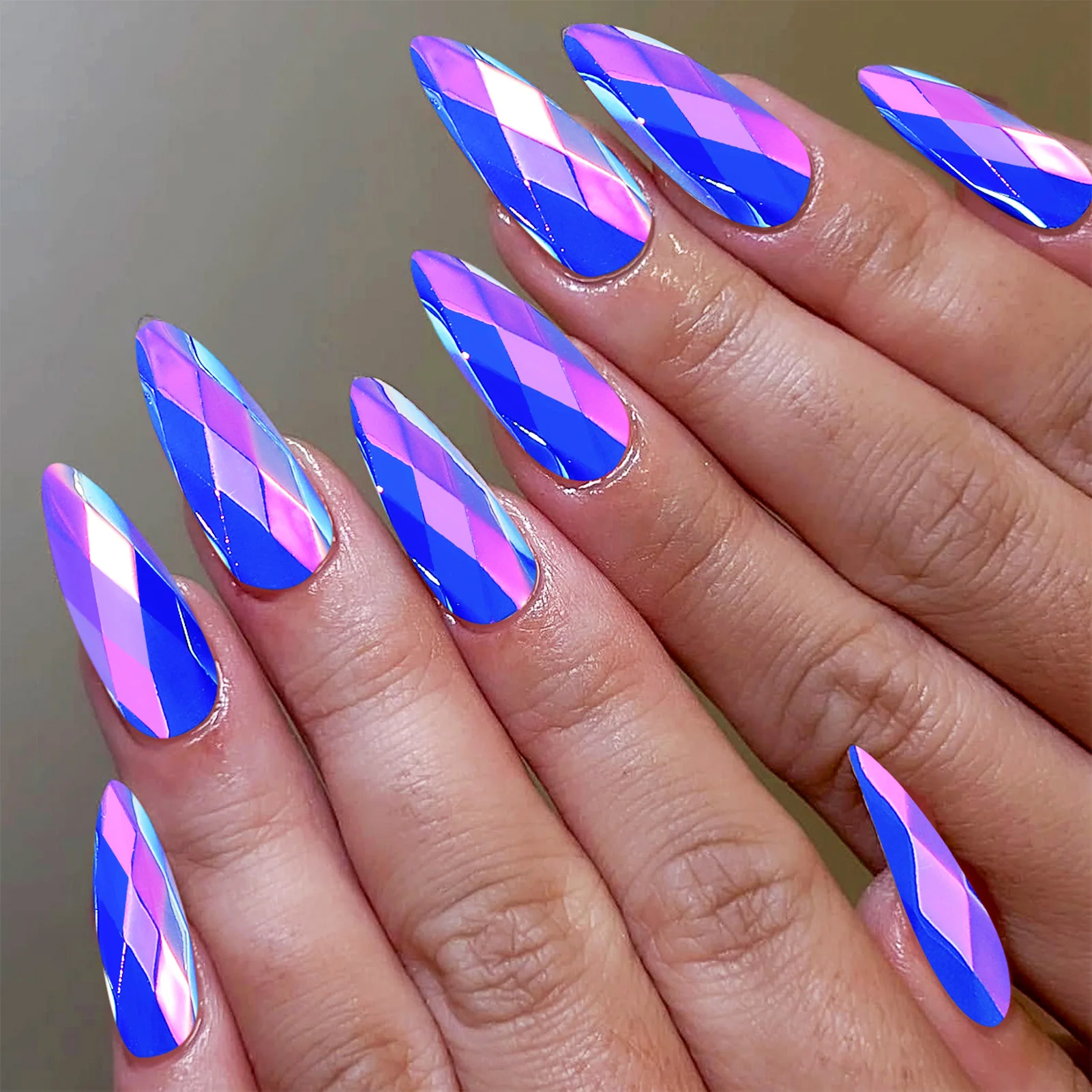 32Pcs Almond Shape 3D Rhombus Electroplated Mirror Press On Nails Glossy Almond Nail Tips Full Cover Nail Tip False Nail