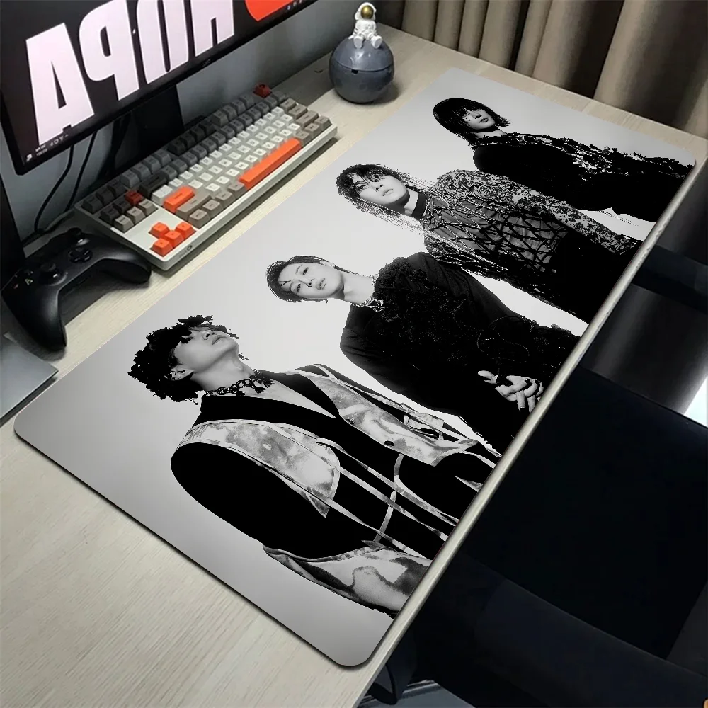 Kpop Boy S-SHINee Mousepad Mouse Mat Desk Mat With Pad Gaming Accessories Prime Gaming XXL Keyboard Pad