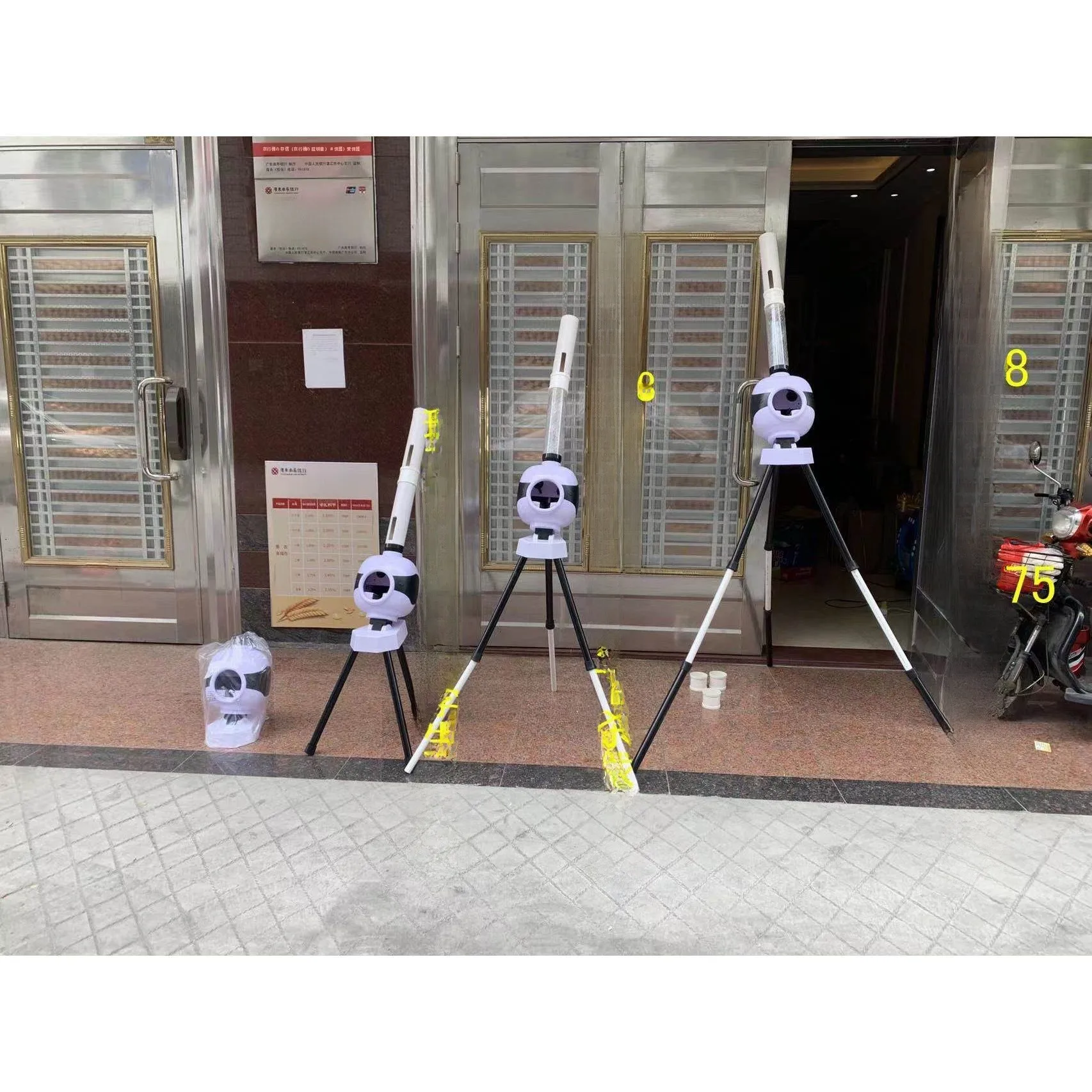 portable-smart-badminton-ball-serving-hine-indoor-outdoor-self-practice-badminton-trainer-rechargeable-auatic-egg-ape