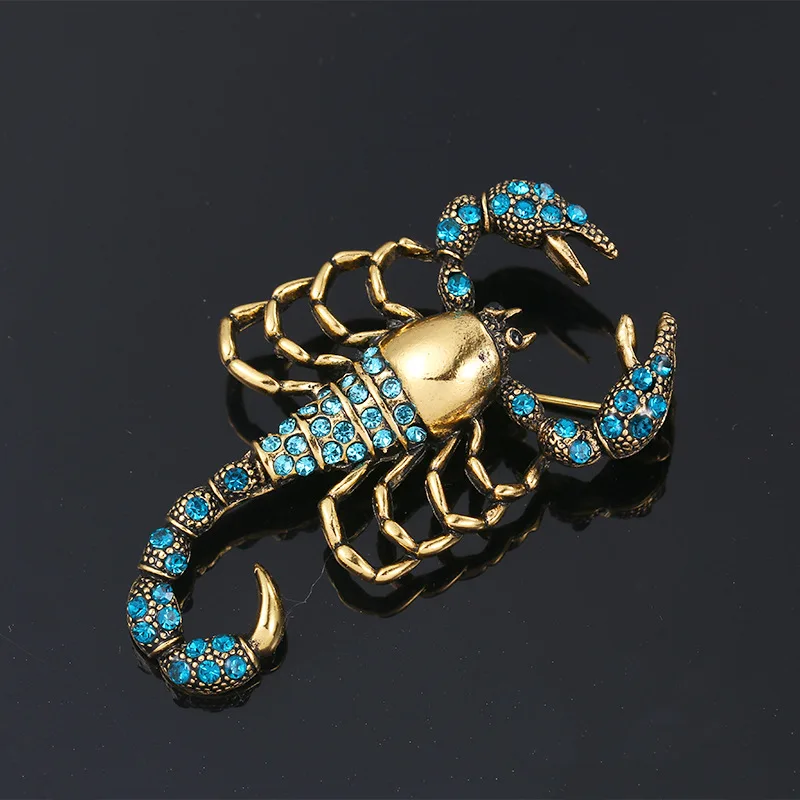 Vintage Baroque Rhinestone Scorpion Brooches For Women Man Unisex Luxury Trendy Medal Metal Brooch Pins Jewelry Wedding Gifts