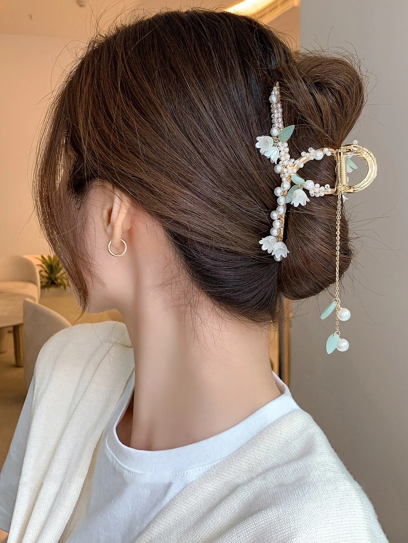 

Flower & Faux Pearl Decor Hair Claw Elegant Tiaras,Hair Accessories,Claw Clips,Hair Jaw Clip,Hair Clutch Fall Winter Hair Clip For Vacation Outfits Woman Summer Beach Vacay Hair Clips,Travel,Birthday
