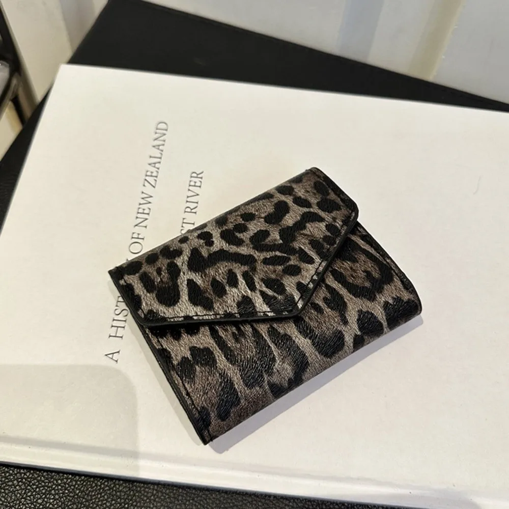 Fashion Elegant Leopard Short Wallet PU Leather Korean Style Envelope Clutch Bag Handbag Card Holder Coin Purse Women